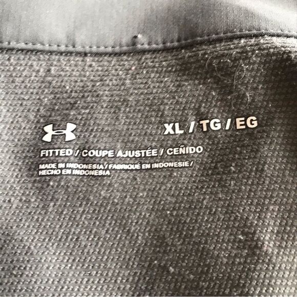 Under Armour half zip - Picture 6 of 8